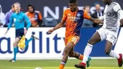 十年欧冠门将实力排行：拉亚以54%领先，布冯紧随以47%，奥纳纳实力不容小觑！